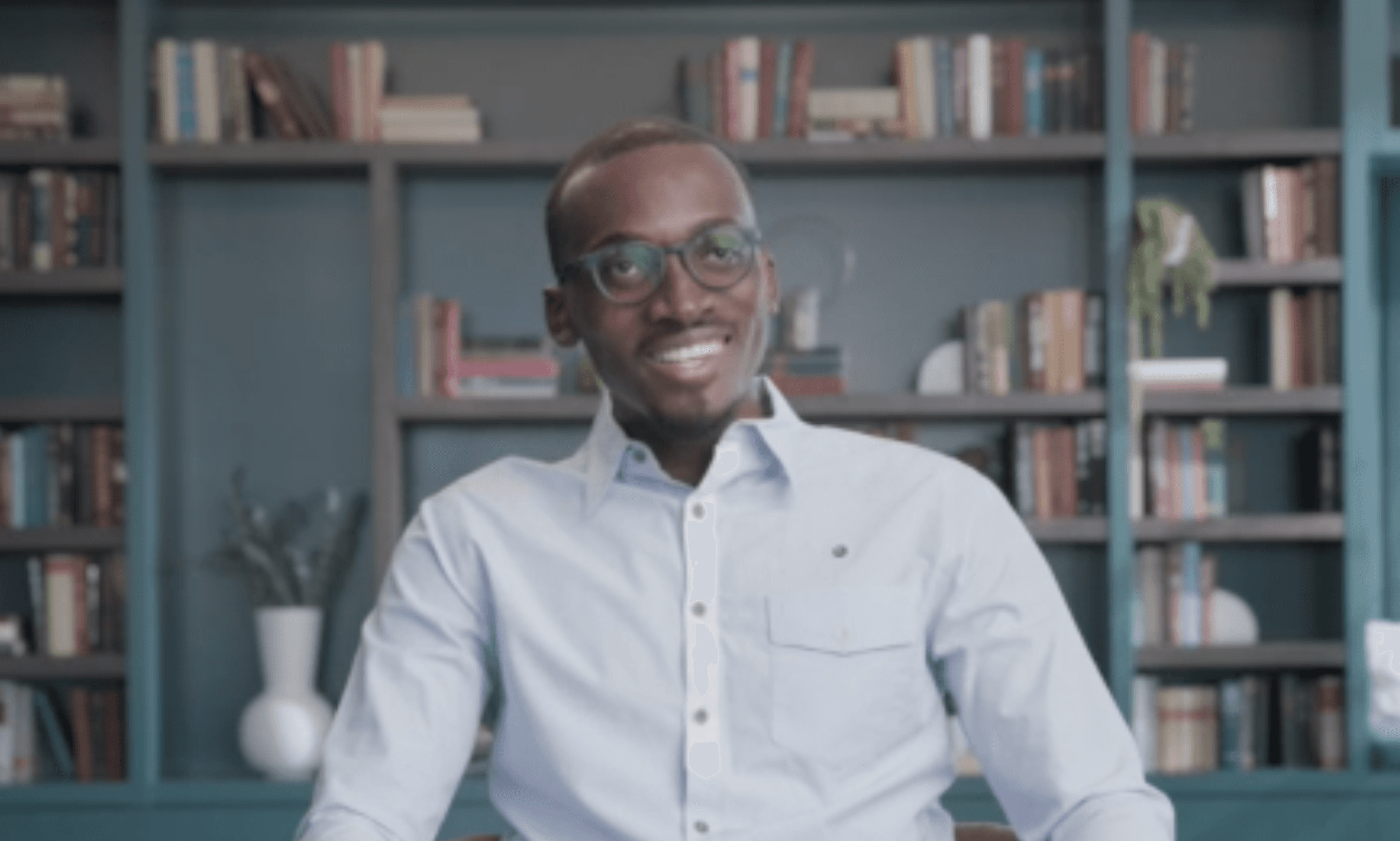 Nana A.} video preview image